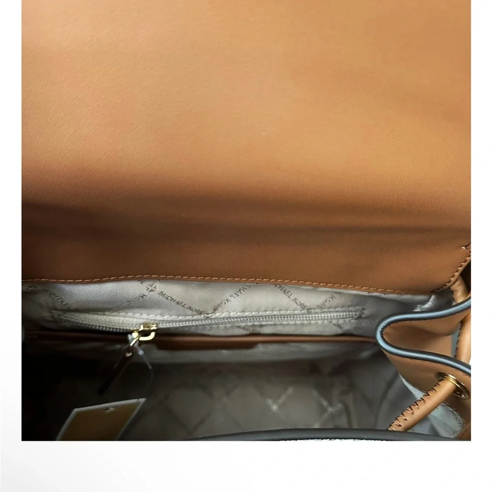NEW! MICHAEL KORS Phoebe Medium Drawstring Backpack Vanilla
